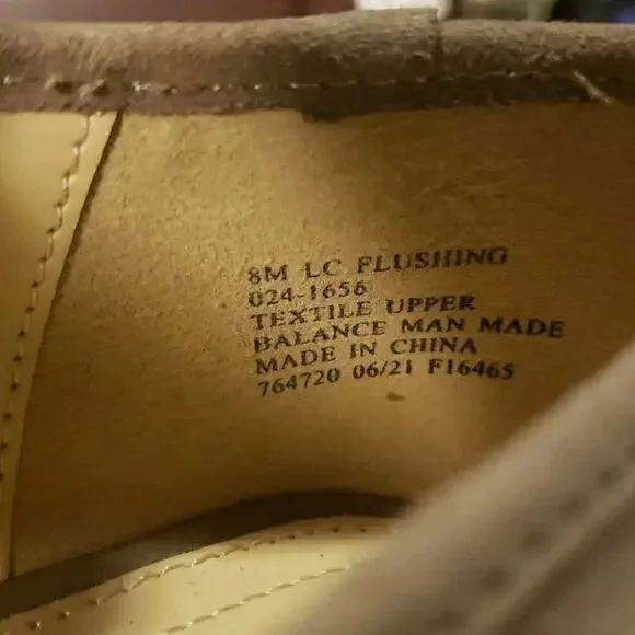 Liz Claiborne 8M Ballet Flats Tan Suede Square Toe Flushing Slip On Memory Foam - Picture 9 of 11